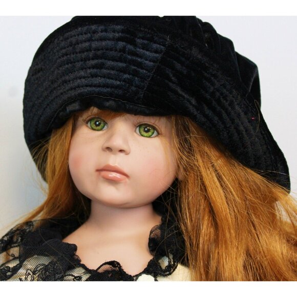 The Doll Maker & Friends Linda Rick Porcelain Raven Stand 24" Red hair Green Eye - Picture 3 of 16